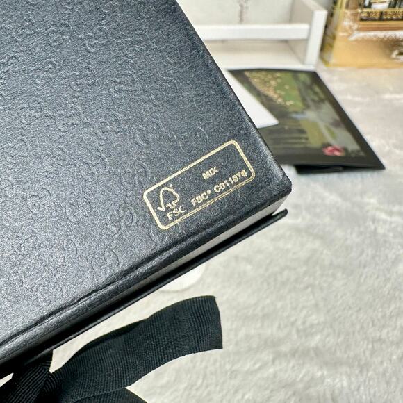 GUCCI GG print Box, Beautiful RARE shopping bag AND envelope gift set - Picture 9 of 15